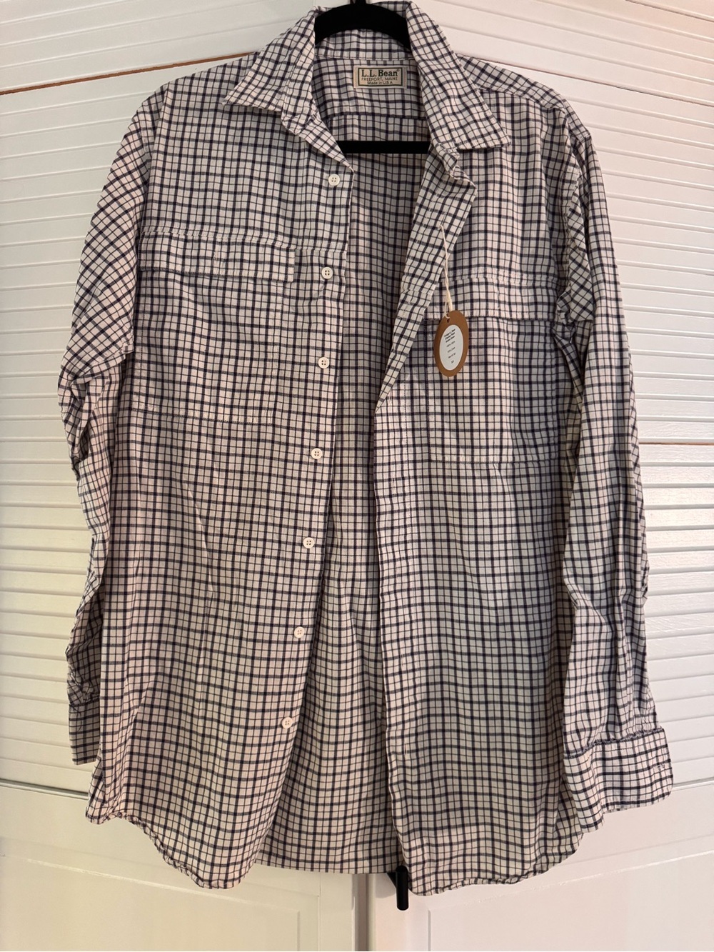 Vintage L.L. Bean Men’s Blue Check Button-Down Shirt 0053